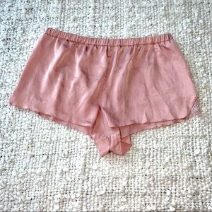 Light pink lingerie style shorts 🎀